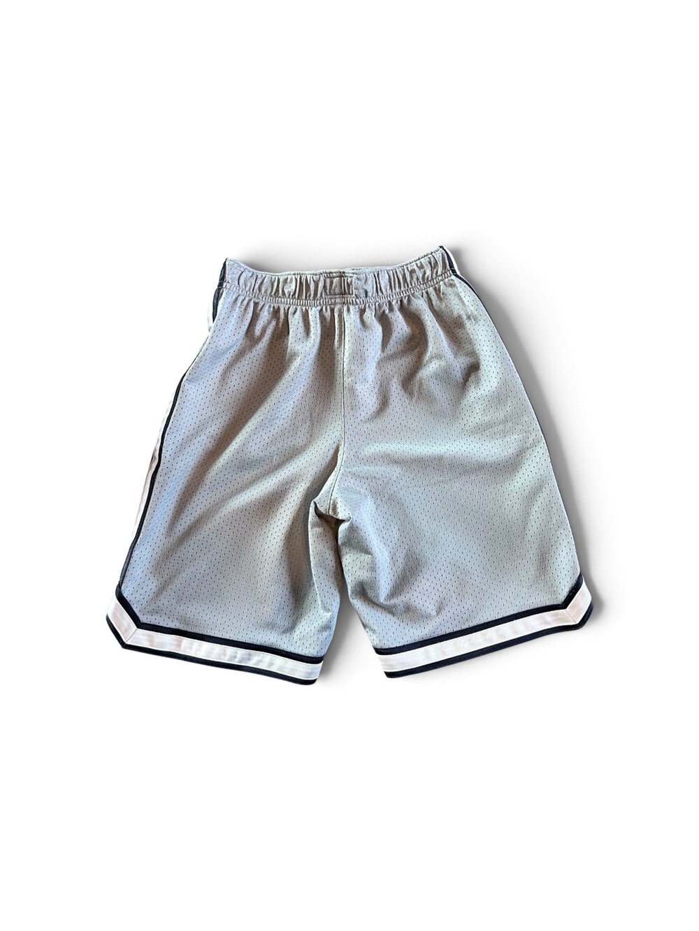 OshKosh B’gosh Boys Gray Mesh Basketball Shorts Size 8 - Picture 3 of 4